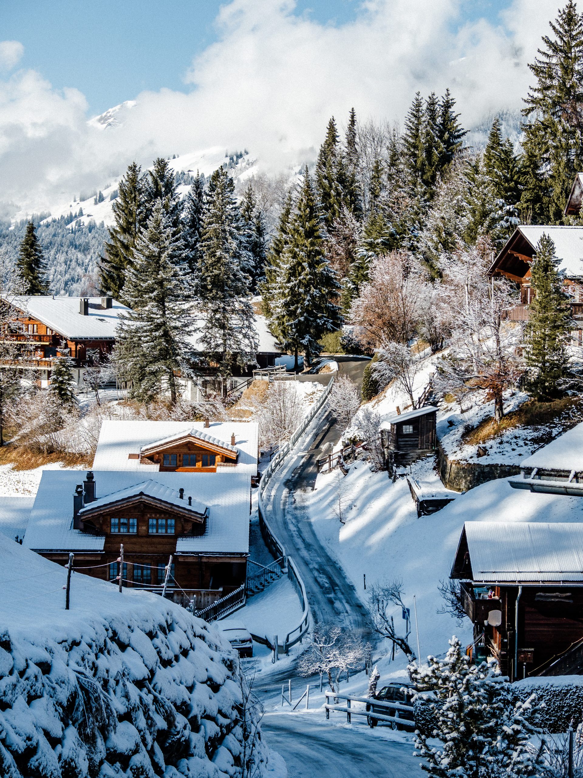 Gstaad Travel Guide: Winter Wonderland in the Swiss Alps - Heart for Wander